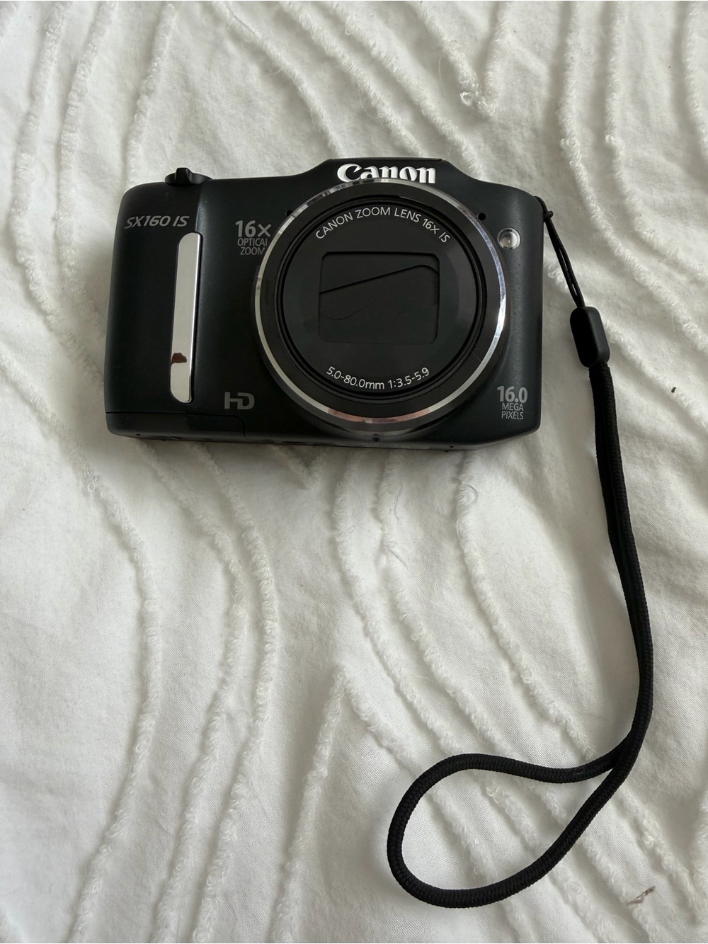 Canon Black Compact Digital Camera with 16x Optical Zoom